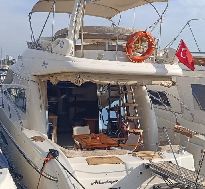 Cranchi Atlantique 50,Итальянские яхты Баку, аренда яхты Cranchi,купить яхту Cranchi в Баку, BakuYachts.