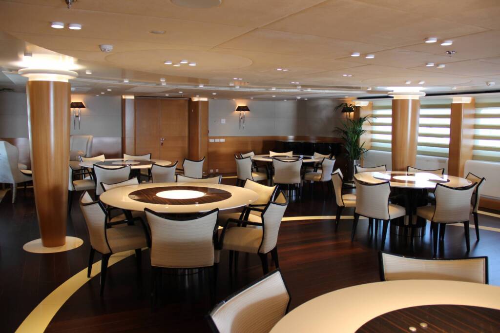 Bakıda yaxtada tədbir,yaxta icarəsi Bakı,ad günü yaxta Bakı,evlilik təklifi Bakı,yaxta gender reveal,yaxta korporativ,yaxta Bakı BakuYachts paket